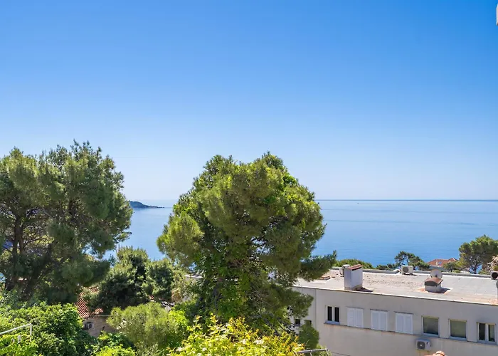 Anmarie With Free Parking Дубровник