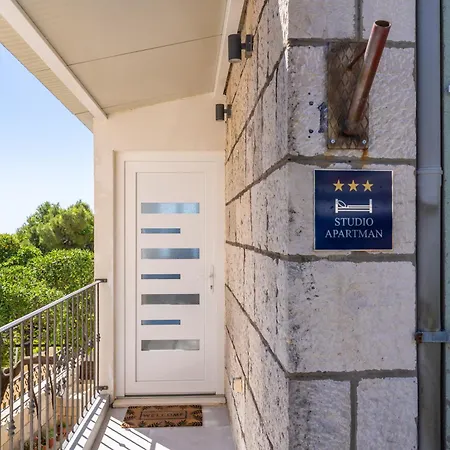 Apartamento Anmarie With Free Parking