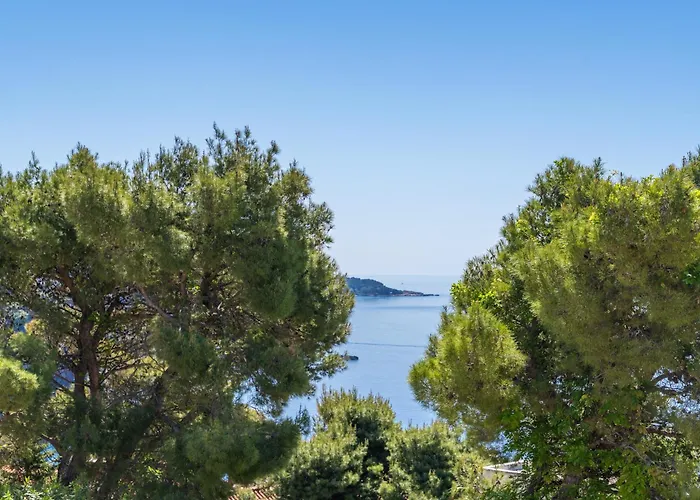 Anmarie With Free Parking Apartman