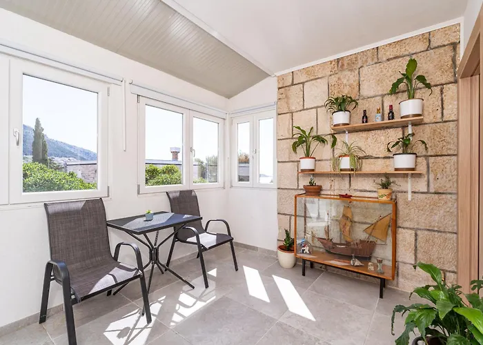 Anmarie With Free Parking Apartman *